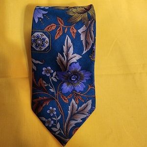 Vintage Cambridge Classic Tie, 100% silk.  Teal multi color, 58x35 in.